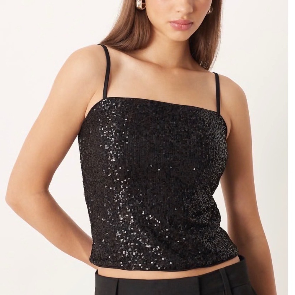 SAGE THE LABEL Black Sequin Camisole Top Adjustable Straps Size Medium NEW